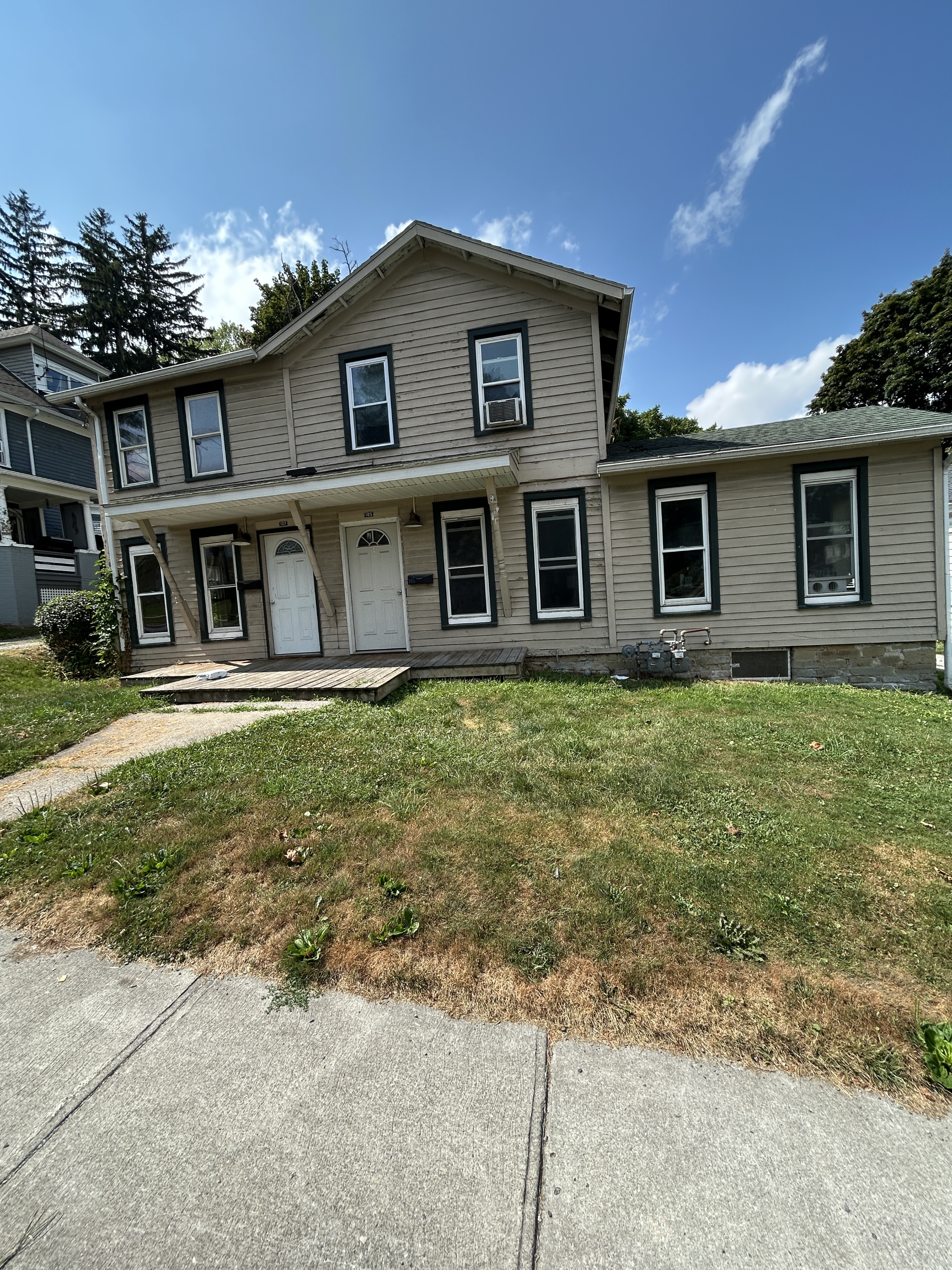 105-107 S Main St