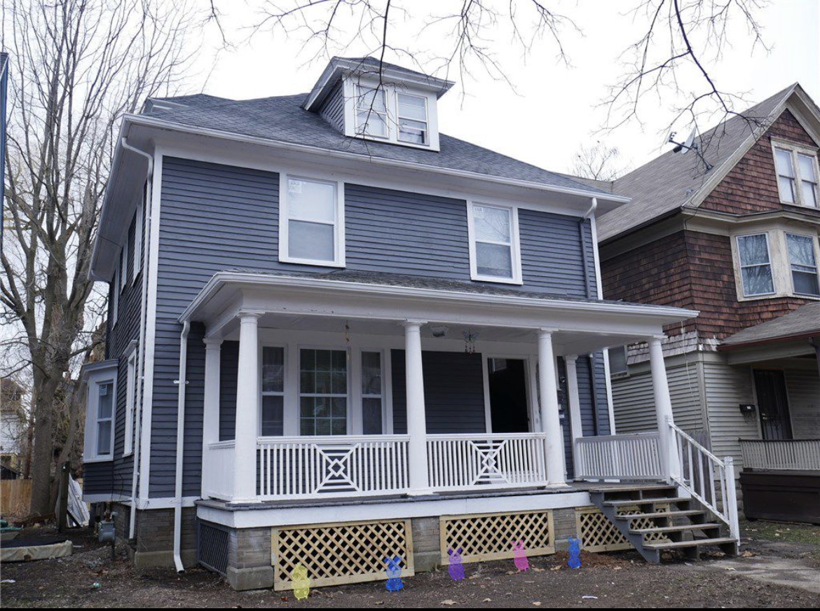 119 Hobart St. #1