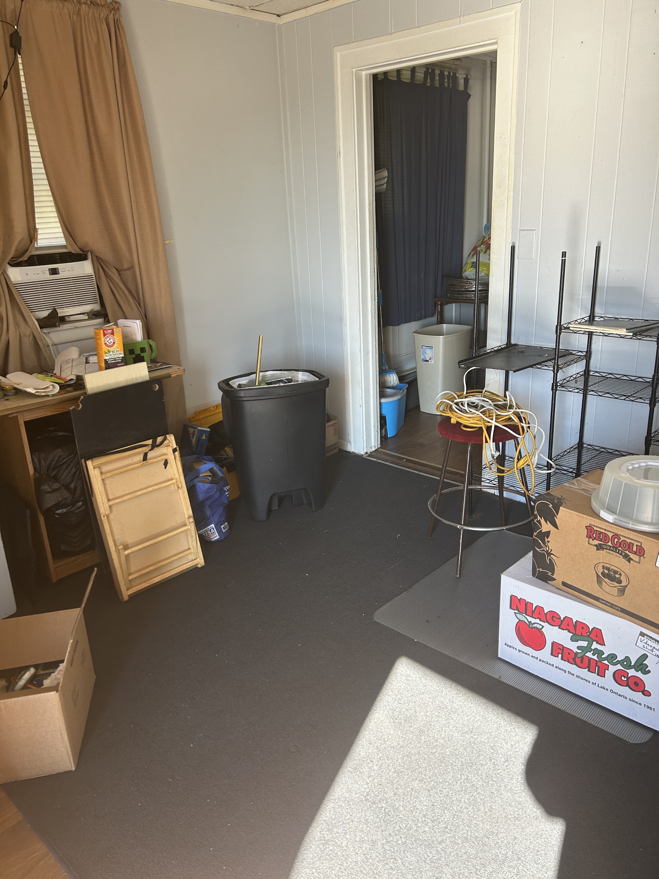 3678 Main Street - Apt 8