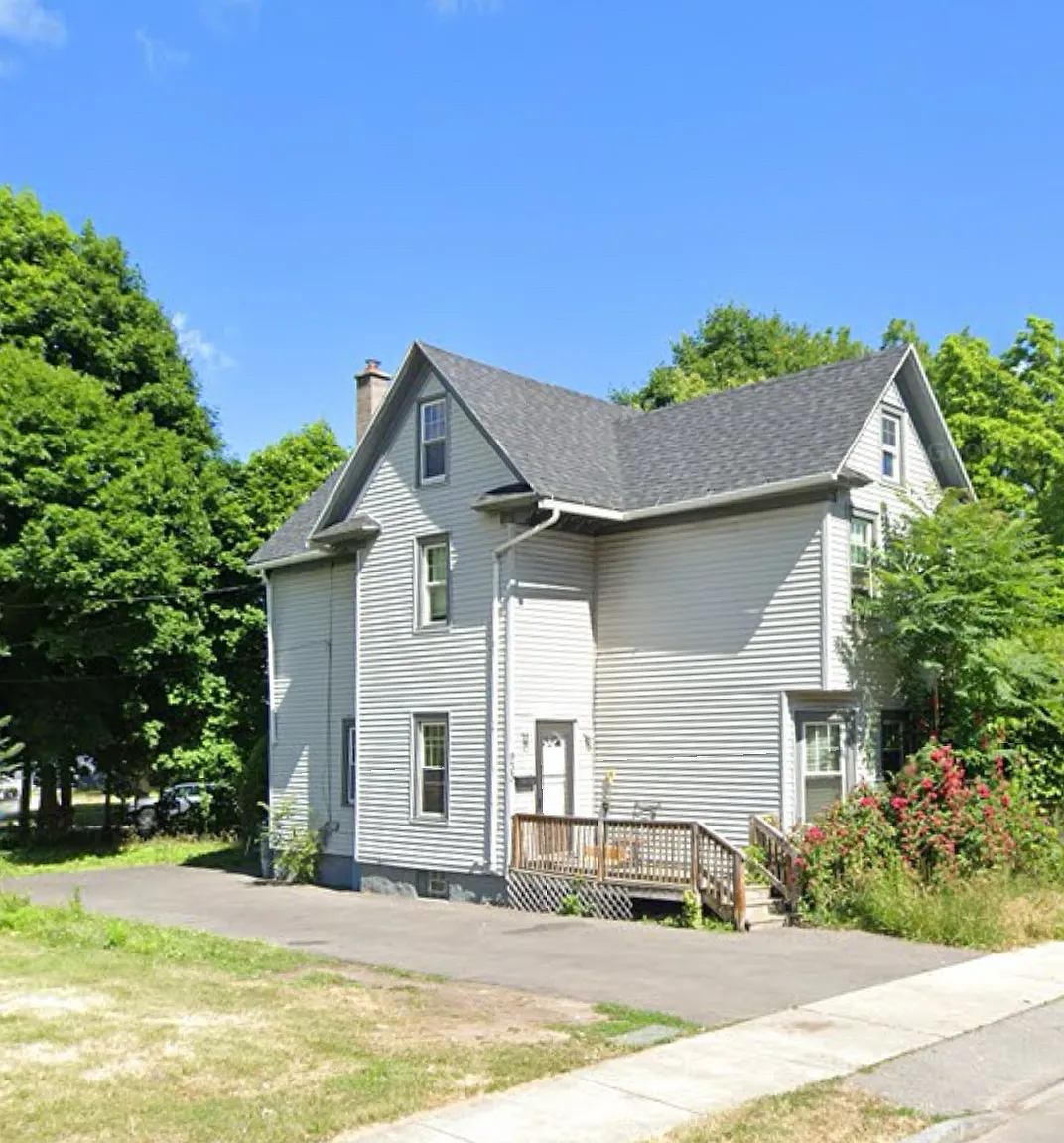 933 Jefferson Avenue