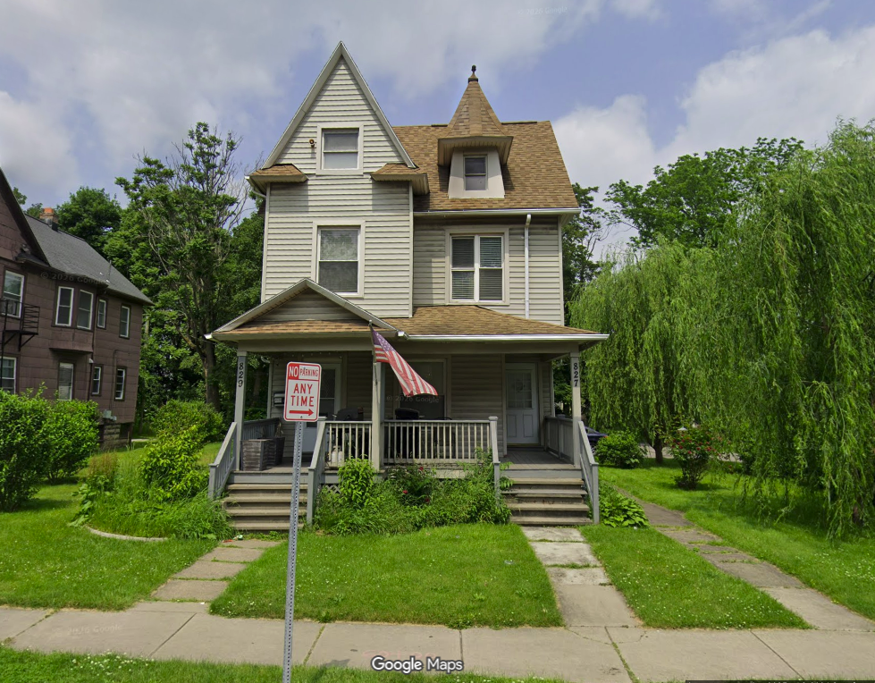 829 S. Plymouth Ave.